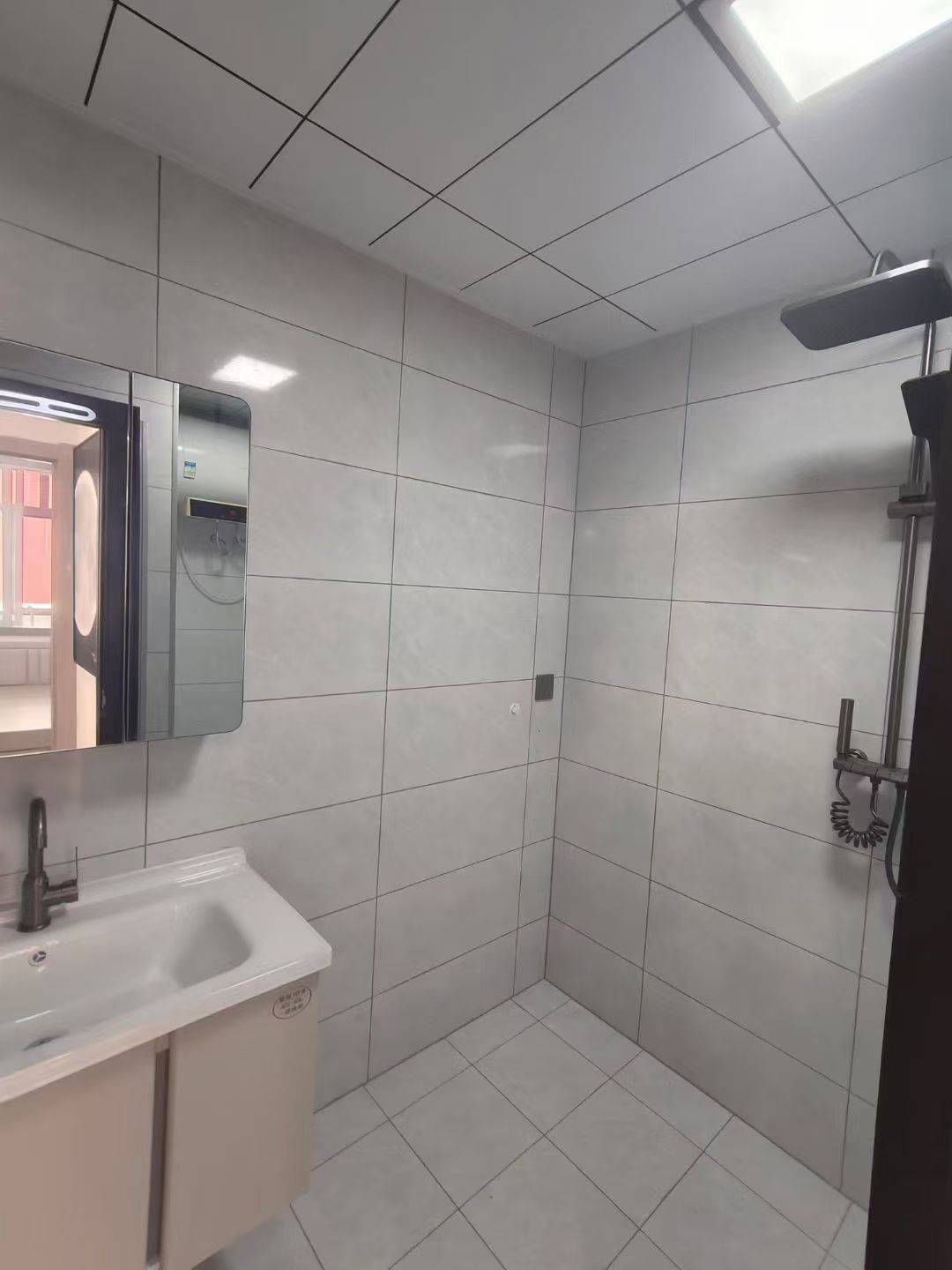 大商附近二楼81平