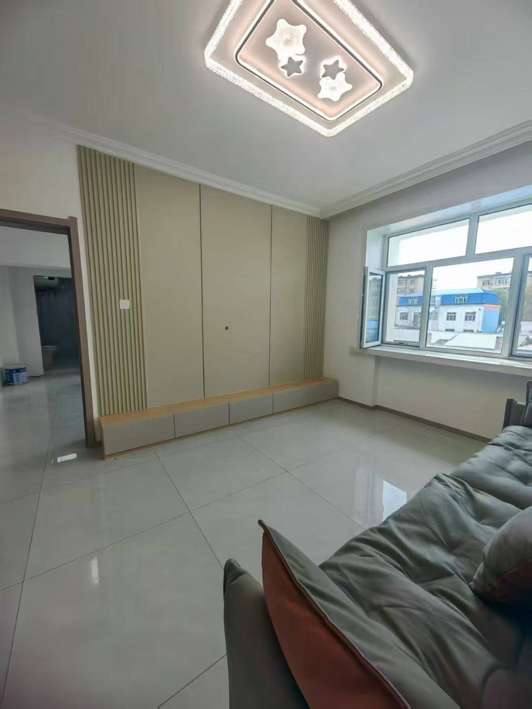 出售运销处5楼50平