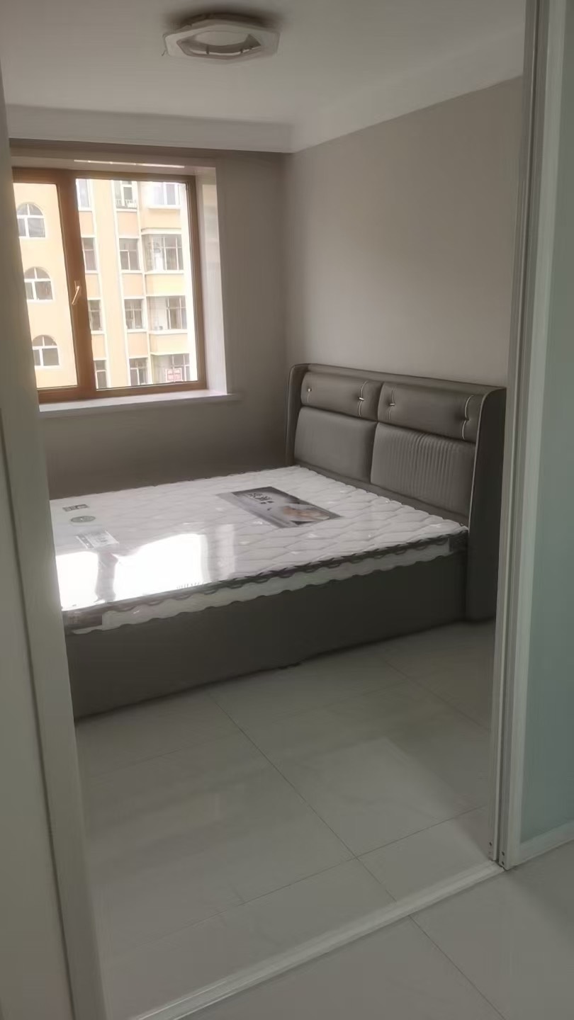 吉售五小学区5楼