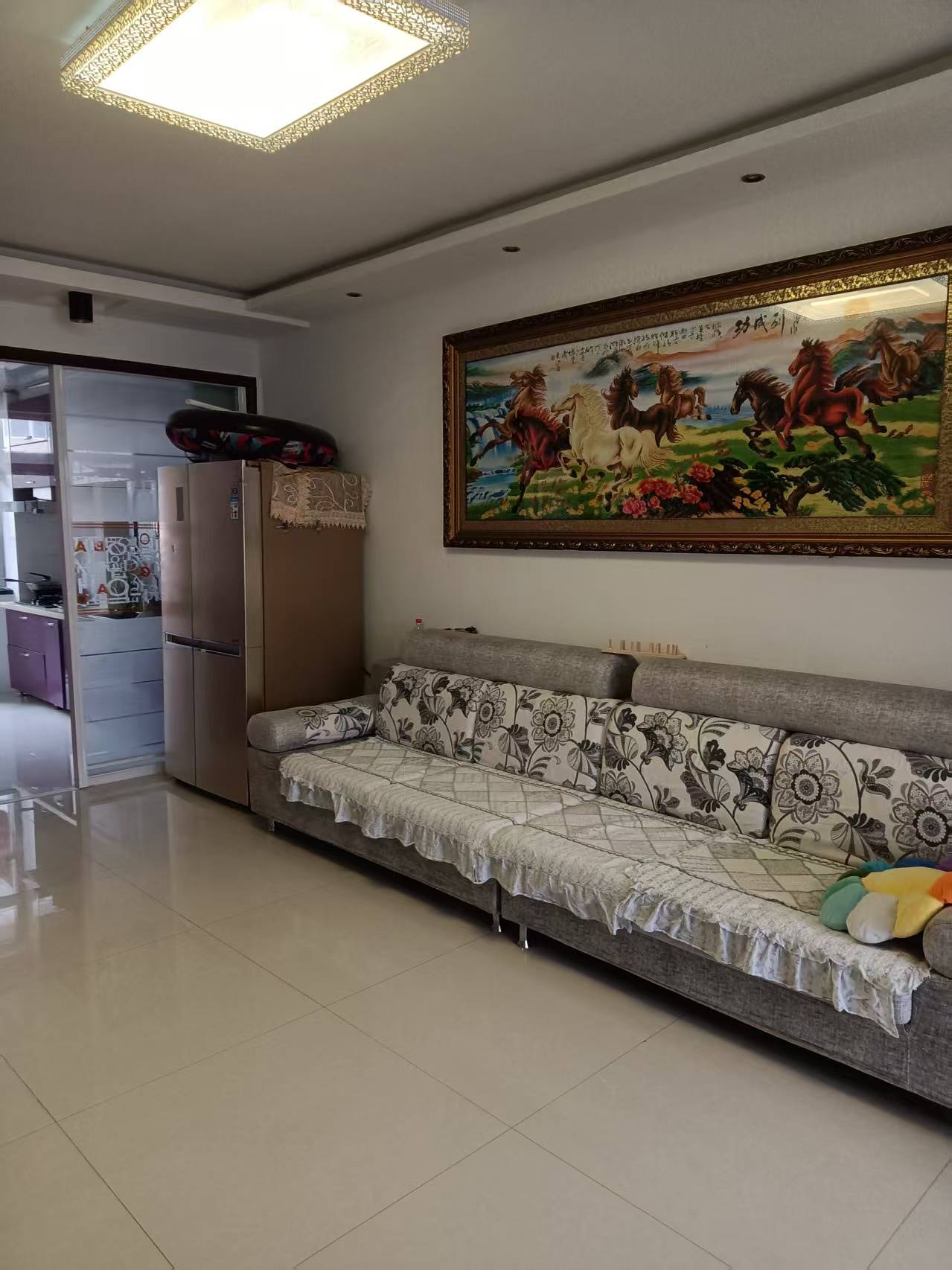 欧洲新城三楼75平