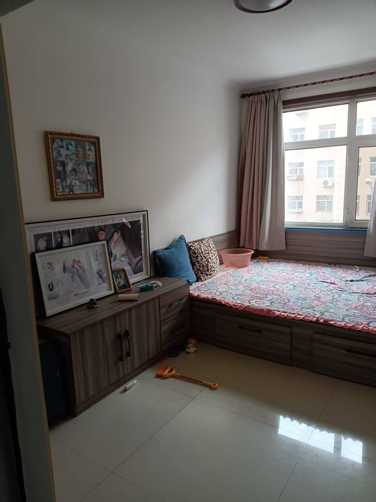 欧洲新城三楼75平