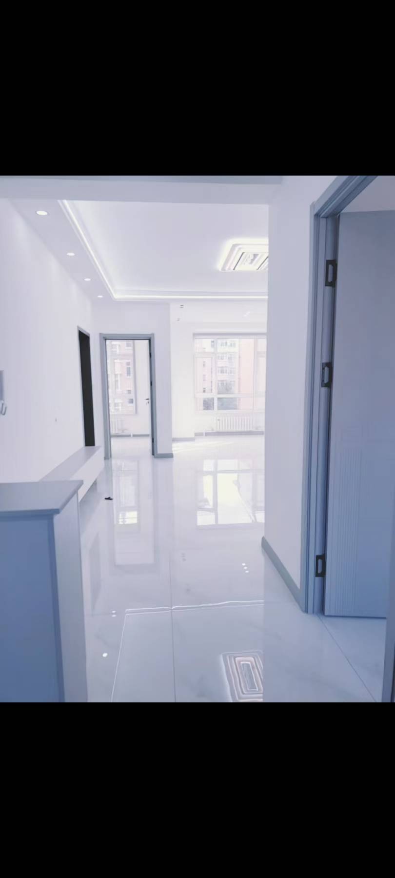 海天家园电梯房