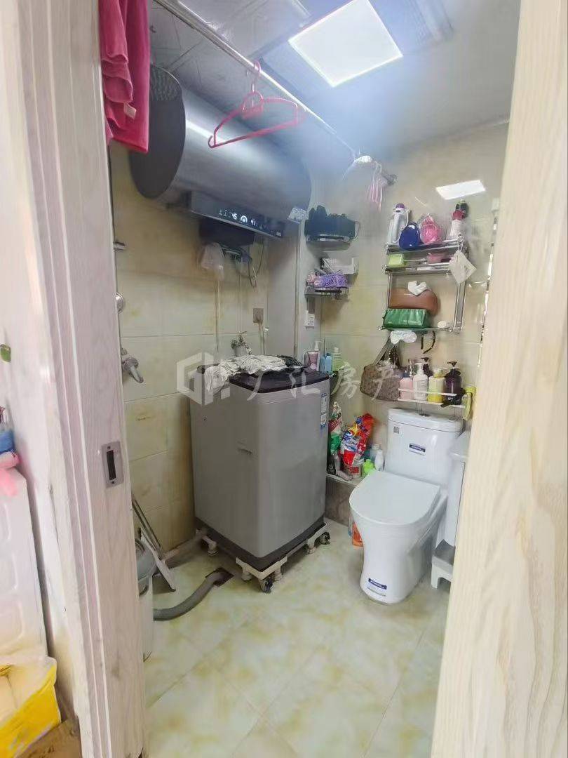 出售九中学区房